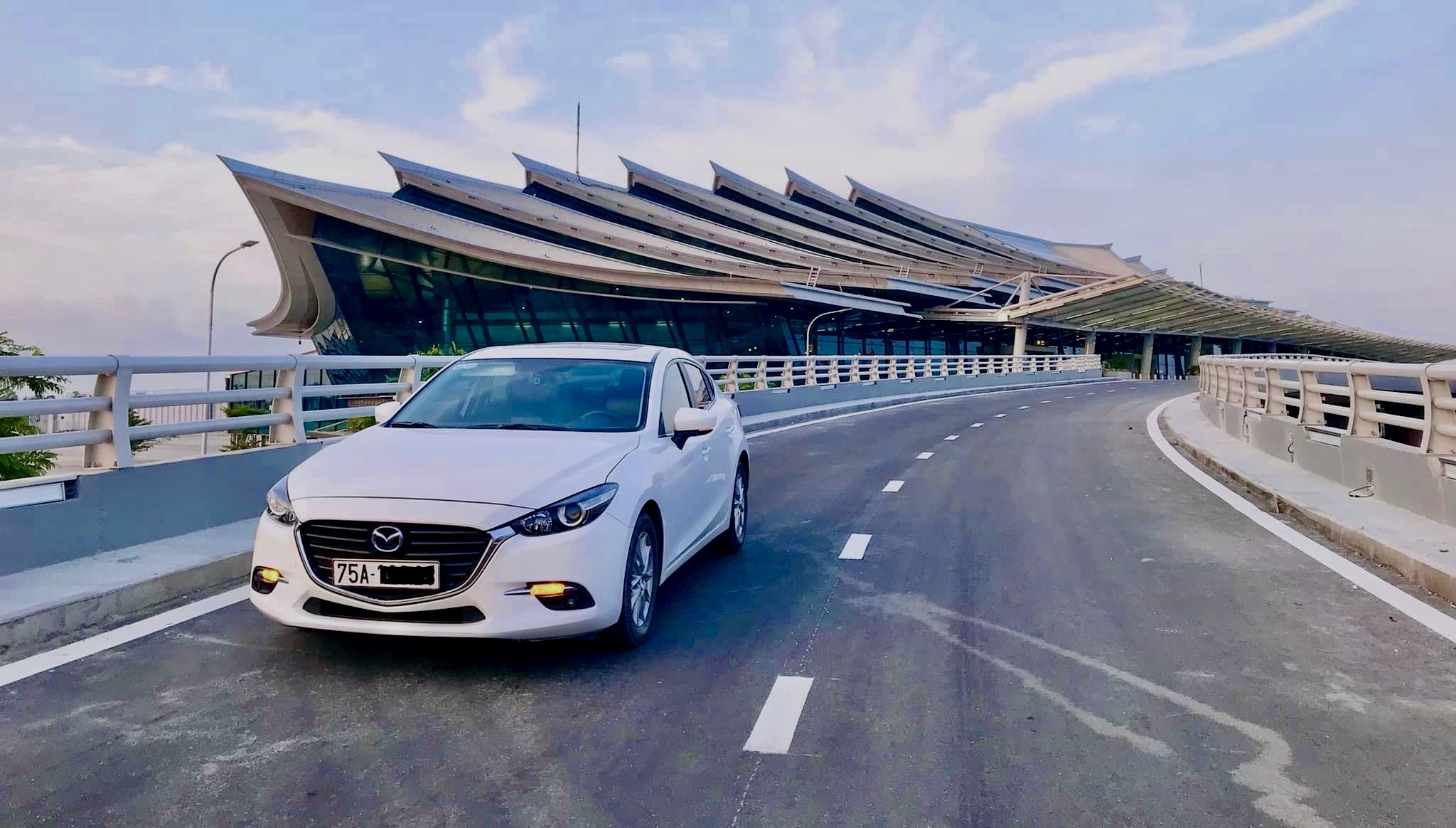 Đơn vị xe đưa đón uy tín và an toàn tại sân bay Huế